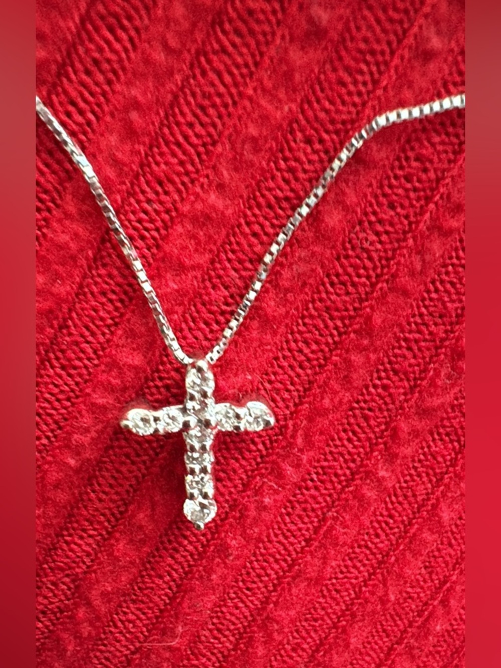 Real Diamond Cross Pendant Necklace platnuim white gold